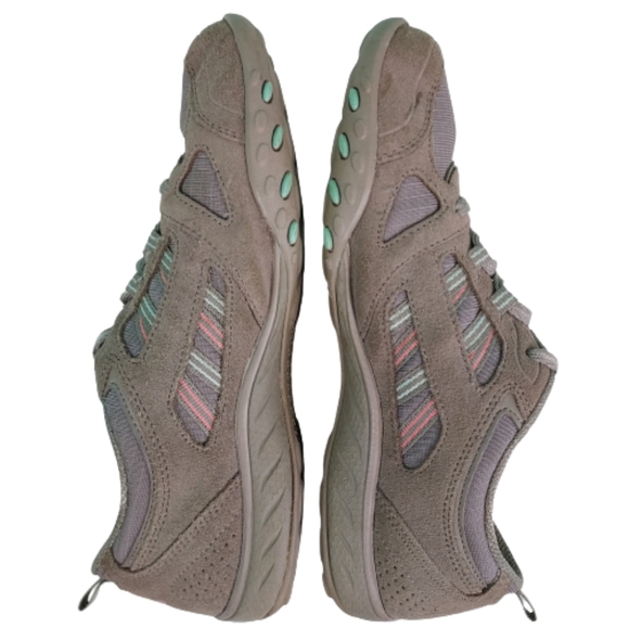 Skechers relaxed fit memory foam shoes, women's size 7, grey - Picture 7 of 9